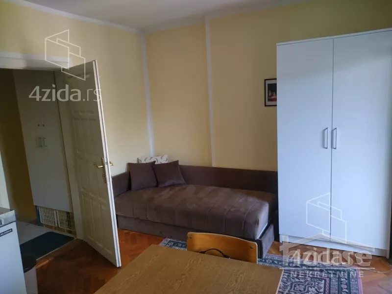 Garsonjera | 4zida