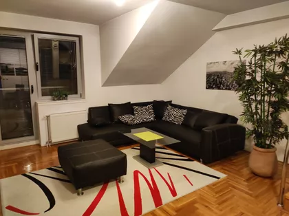 Trg Republike | 4zida.rs