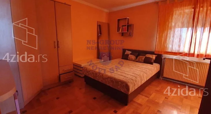 Šestosoban stan | 4zida