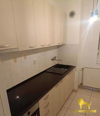 RUMENAČKA | 4zida.rs