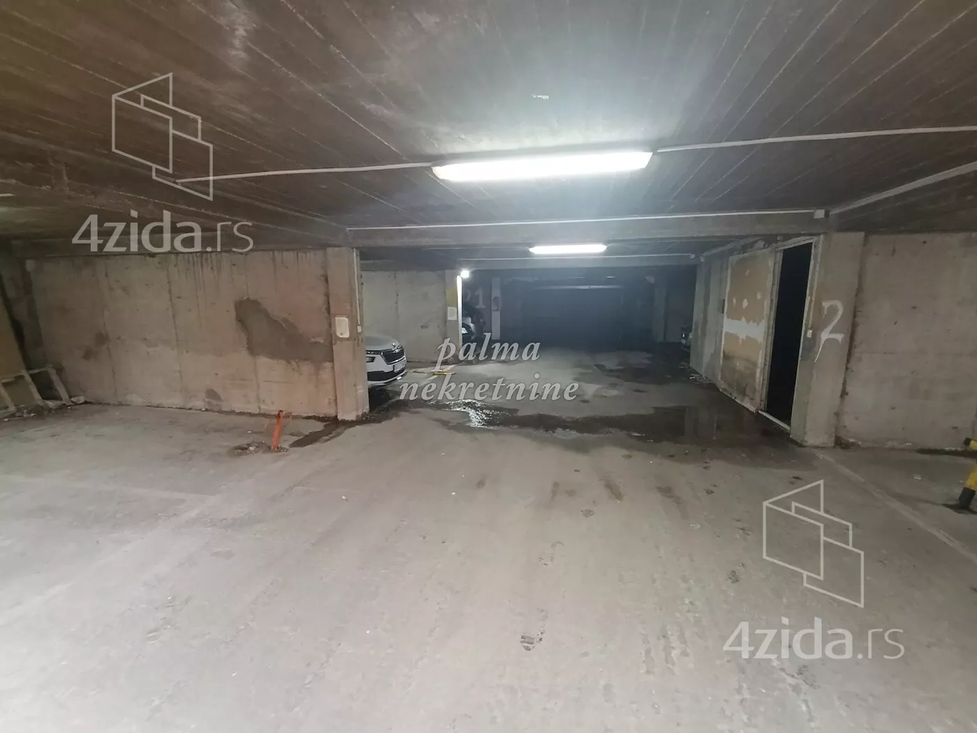 Garaža | 4zida