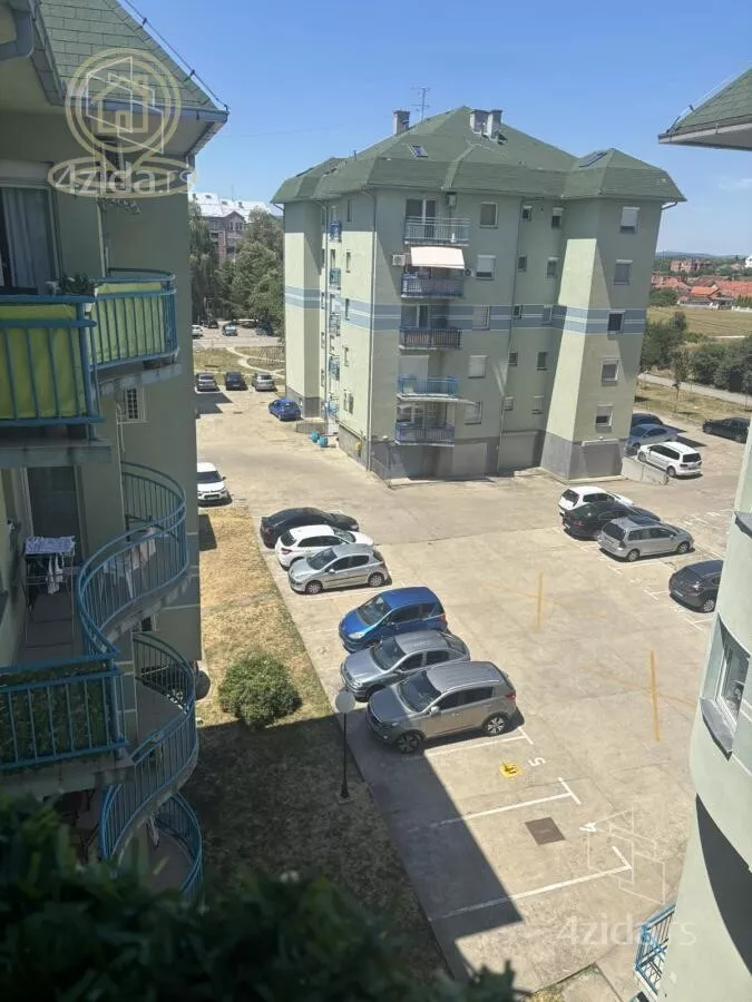 Šestosoban stan | 4zida