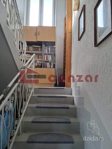 3-etažna kuća | 4zida
