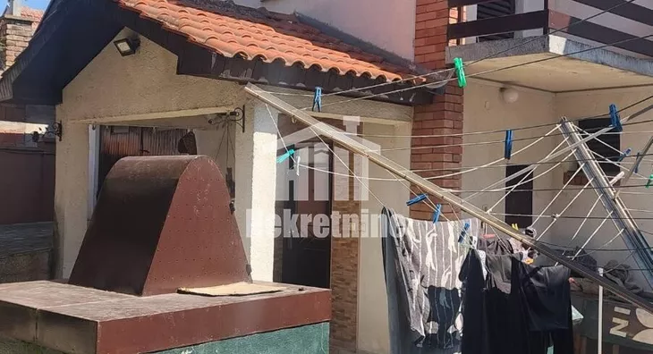 4-etažna kuća | 4zida