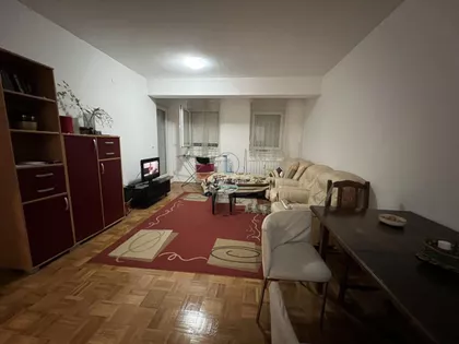 Akrobate Aleksića | 4zida.rs