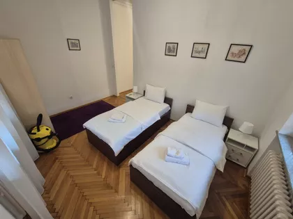 Jevremova | 4zida.rs