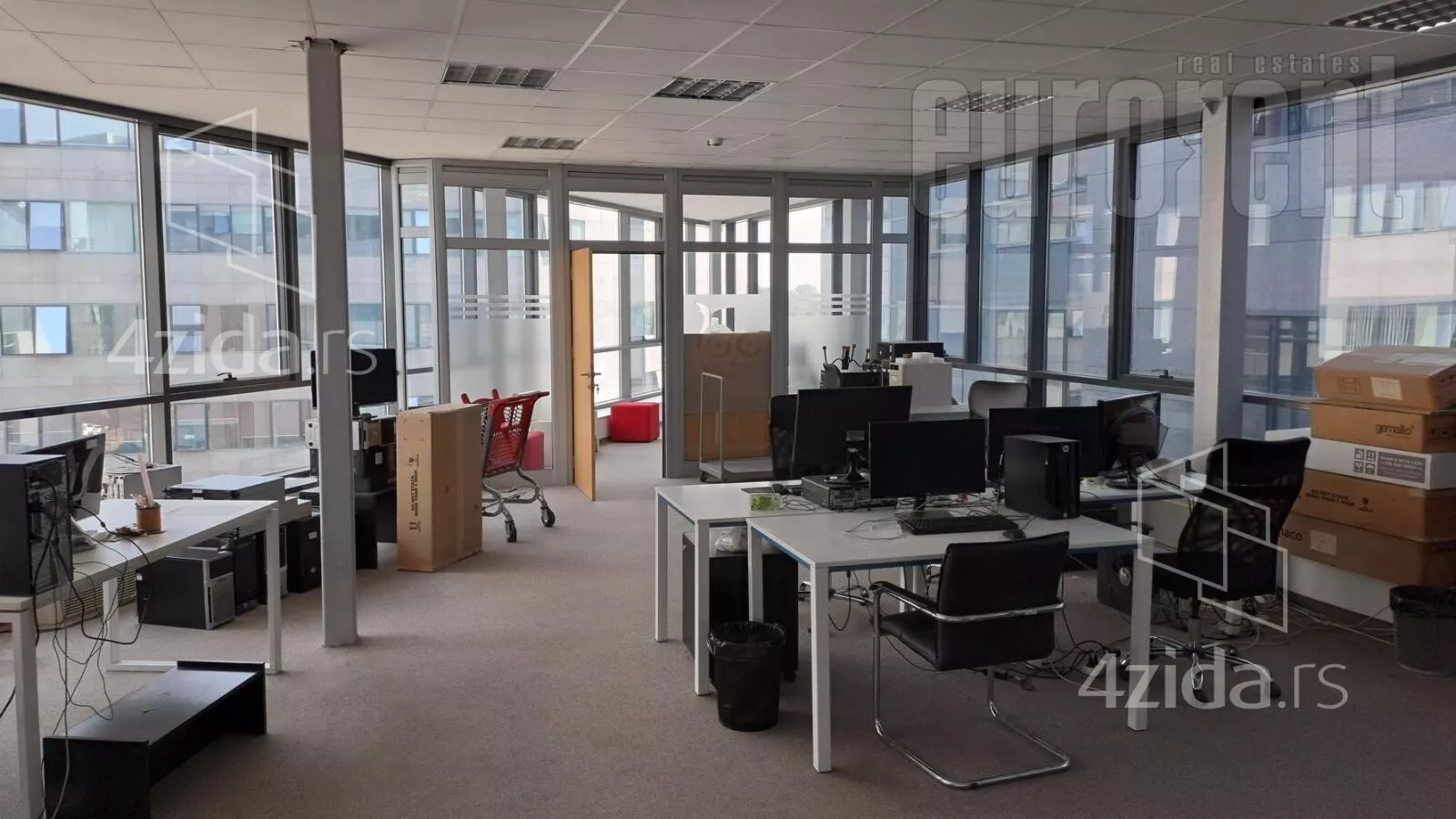Poslovni prostor | 4zida