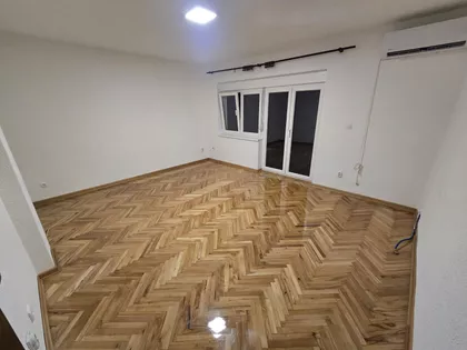 Mladenovačka | 4zida.rs