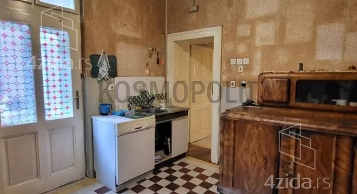 Četvoroiposoban stan | 4zida