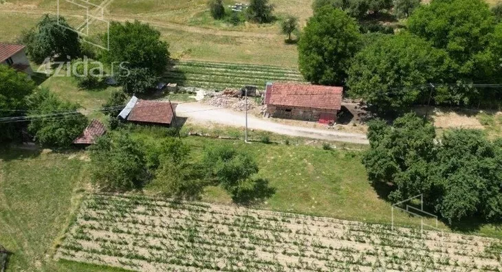Plac | 4zida