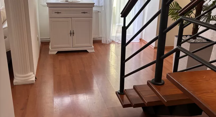 Šestosoban stan | 4zida