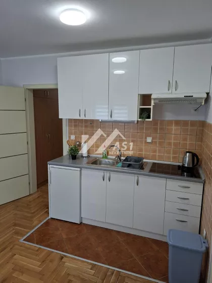 Polgar Andraša | 4zida.rs