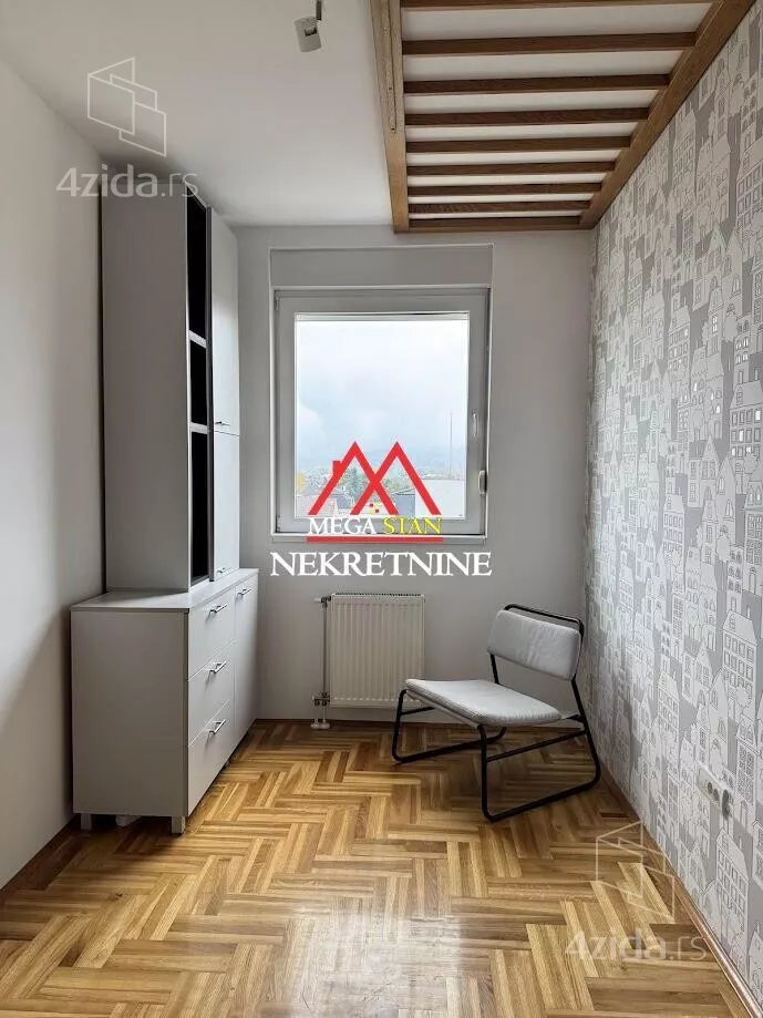 Četvorosoban stan | 4zida