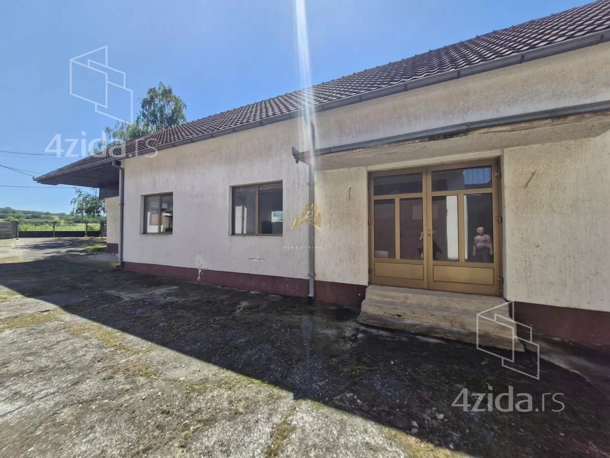 Poslovni prostor | 4zida