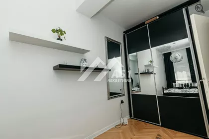 Zmaj Jovina | 4zida.rs