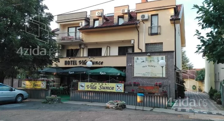 Ugostiteljski objekat | 4zida