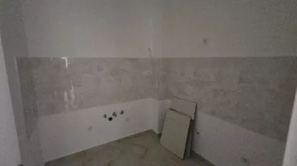 Pijačni Kej 5 | 4zida.rs