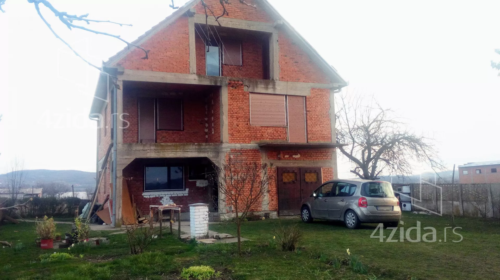 3-etažna kuća | 4zida