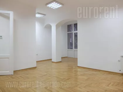 KNEZ MIHAILOVA | 4zida.rs