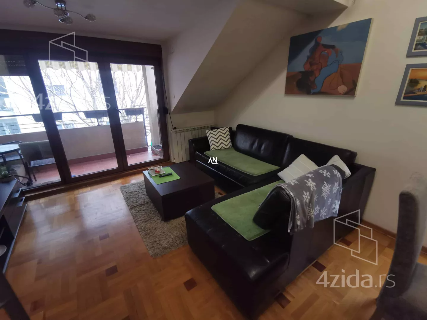 Četvorosoban stan | 4zida