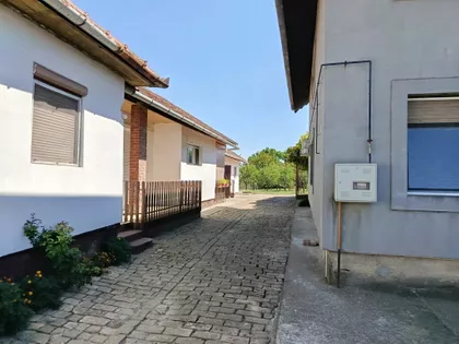 Feketić | 4zida.rs
