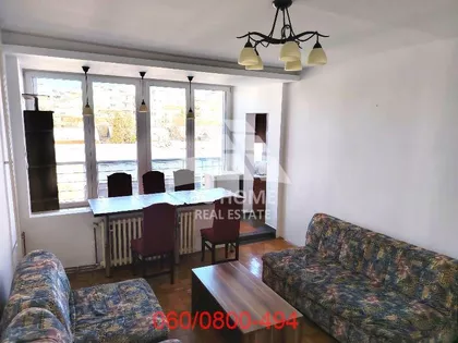 Ustanička | 4zida.rs