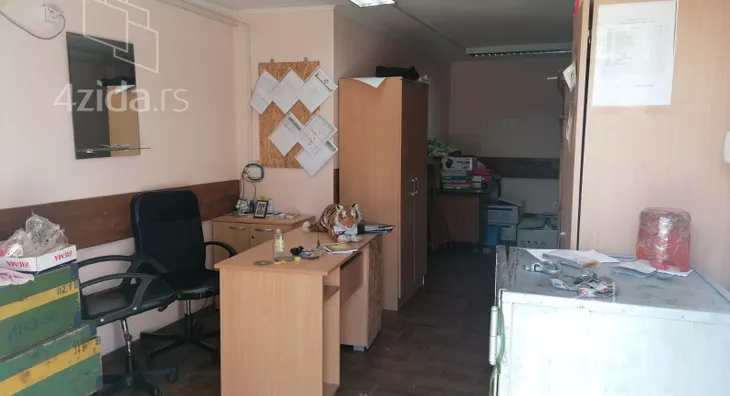 Poslovni prostor | 4zida
