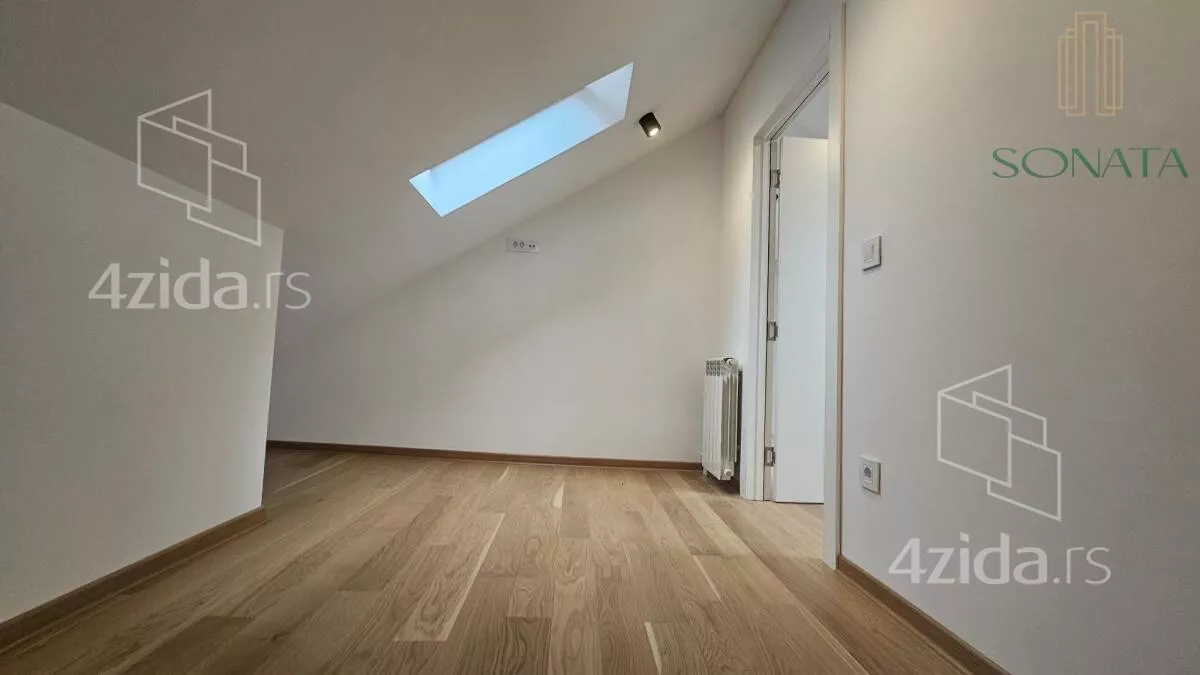 Petosoban stan | 4zida