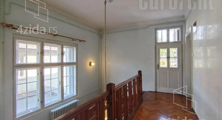 4-etažna kuća | 4zida