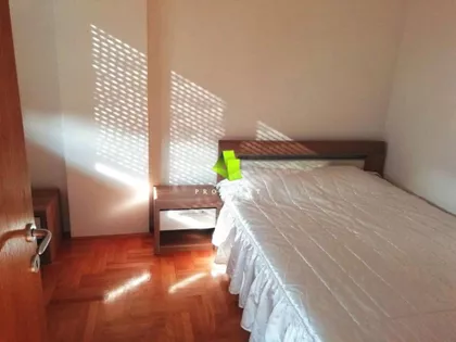 Prvomajska | 4zida.rs