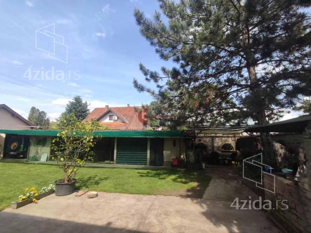 Kuća | 4zida