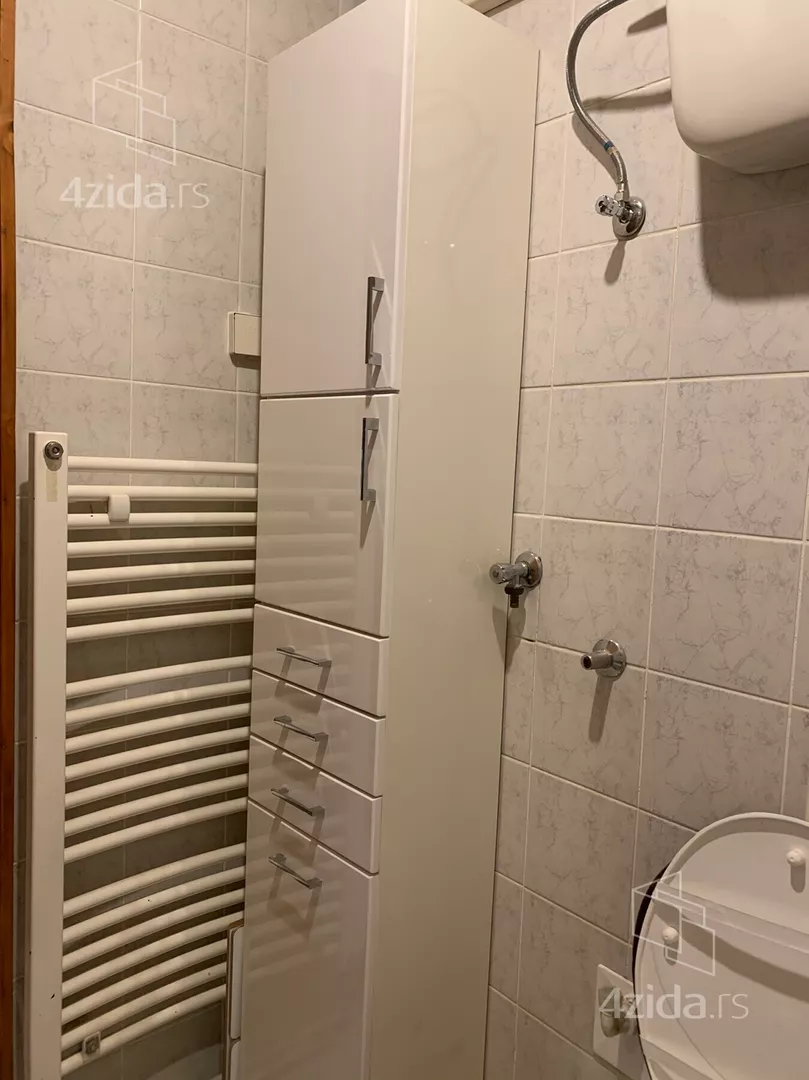 Garsonjera | 4zida