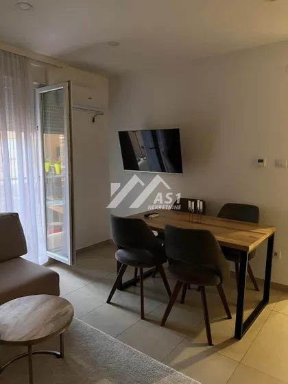 Venizelosova | 4zida.rs