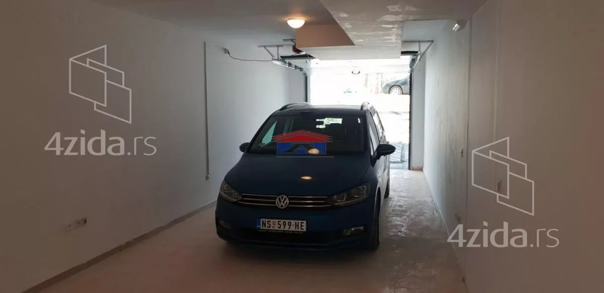 Garaža/Parking | 4zida