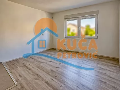 Крфска | 4zida.rs