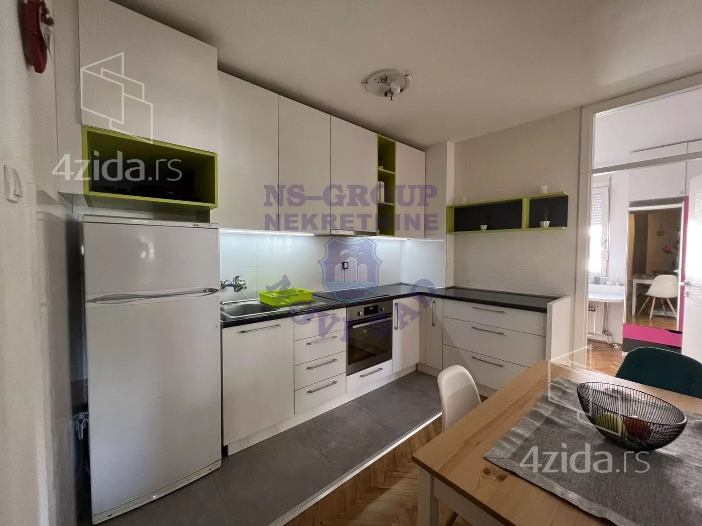 Dvoiposoban stan | 4zida