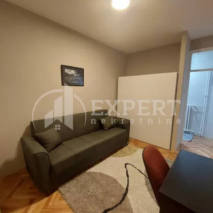 Cara Dušana | 4zida.rs