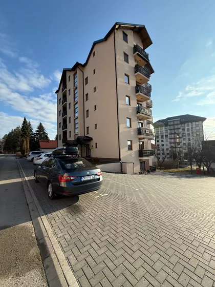 Nikole Altomanovića 128 | 4zida.rs