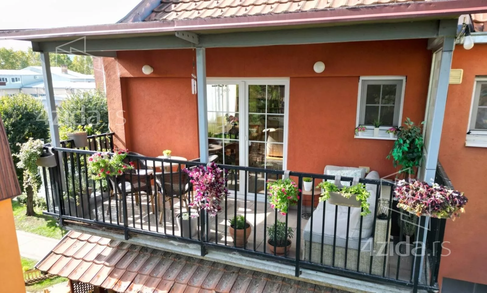 Petosoban stan | 4zida