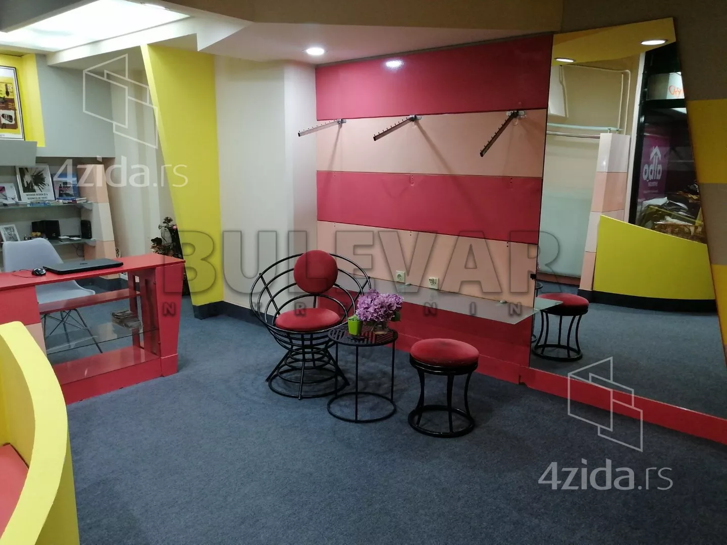 Lokal | 4zida