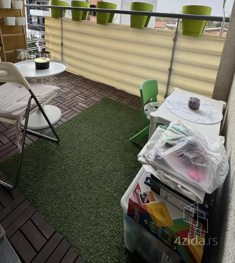 Dvoiposoban stan | 4zida