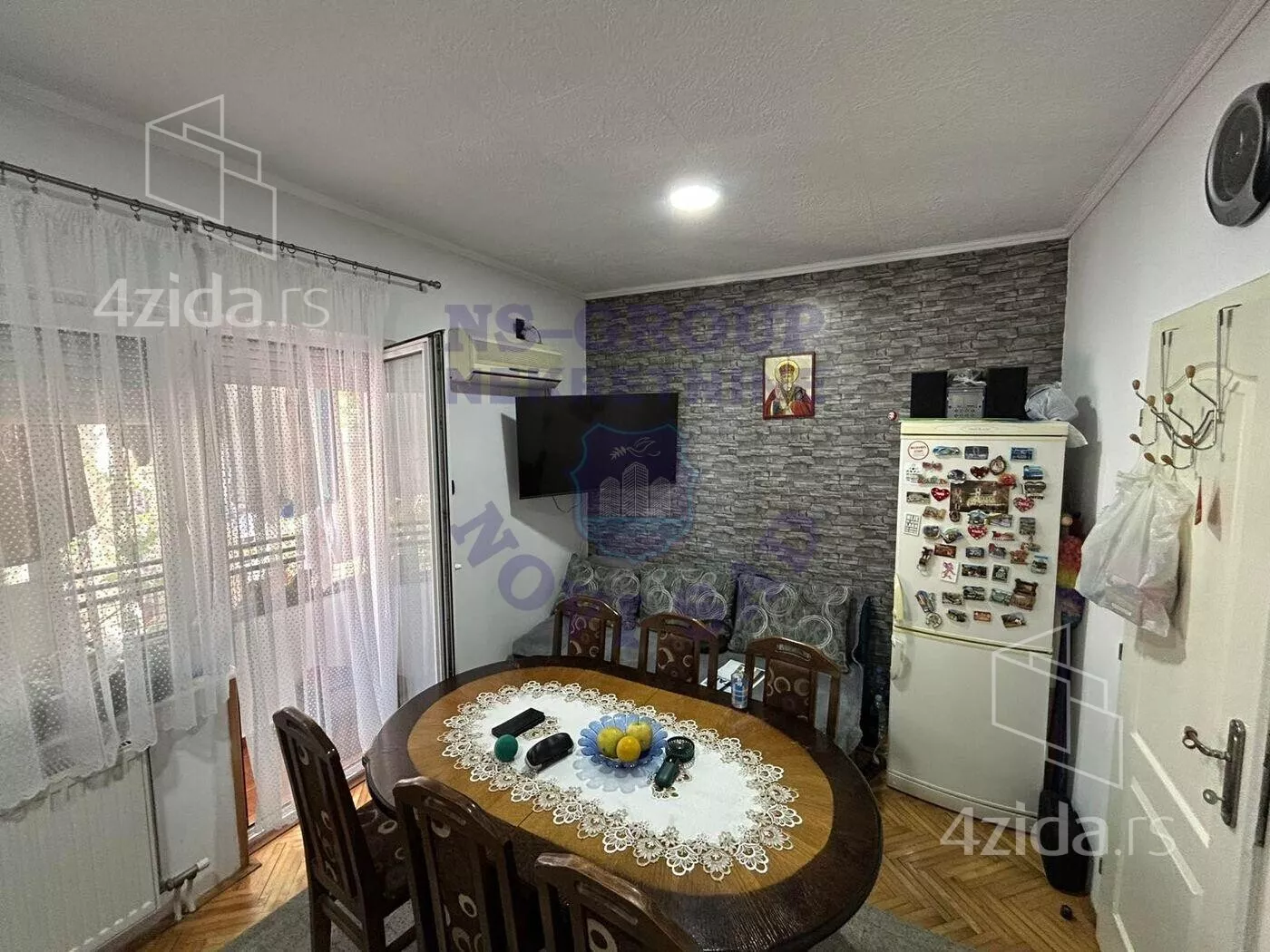 Dvoiposoban stan | 4zida