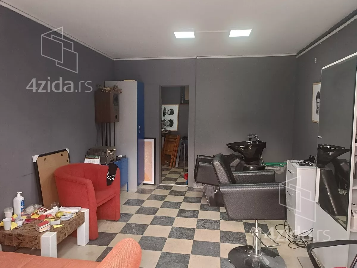 Poslovni prostor | 4zida
