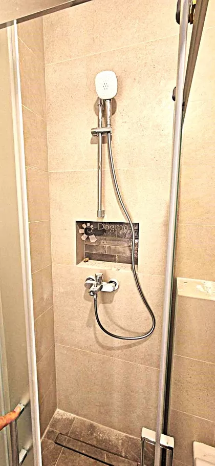 Učiteljska | 4zida.rs