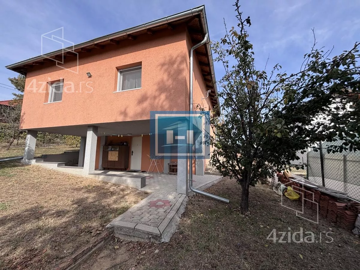 Kuća | 4zida