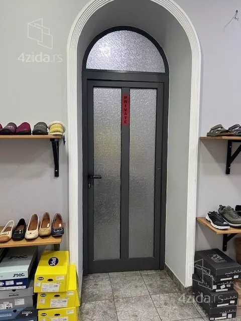 Lokal | 4zida