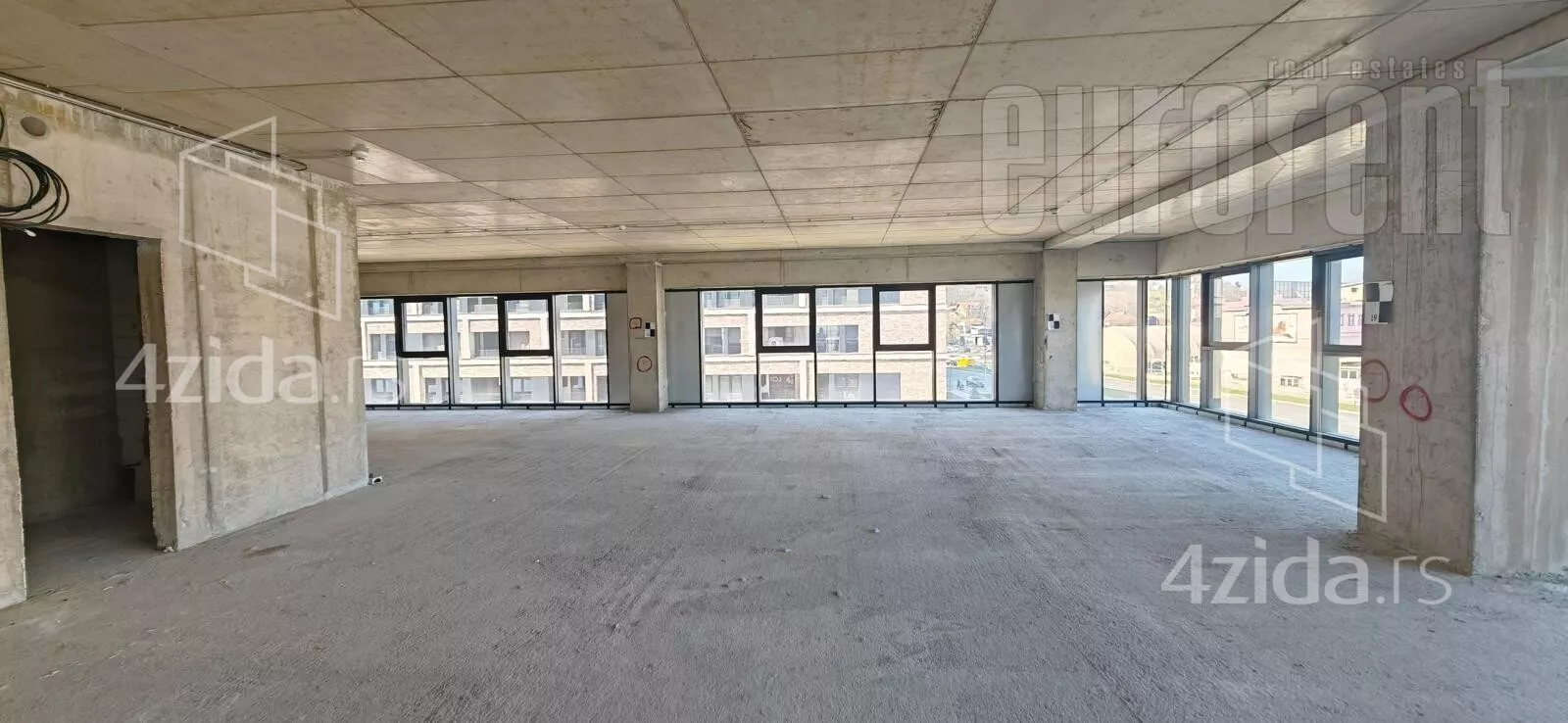 Poslovni prostor | 4zida