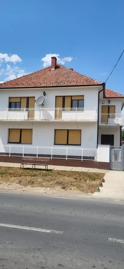 Popinci | 4zida.rs