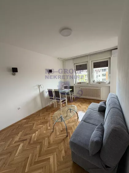 Bulevar Patrijarha Pavla (Somborski Bulevar) | 4zida.rs