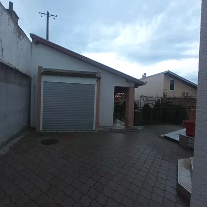 Jesenjinova 3 | 4zida.rs